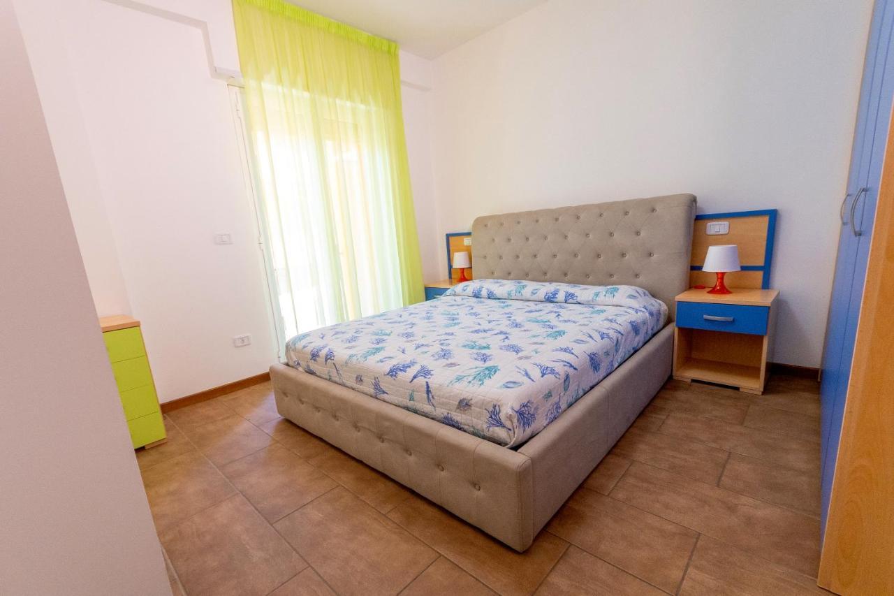 Residence Palazzo Sayonara Tortoreto Buitenkant foto